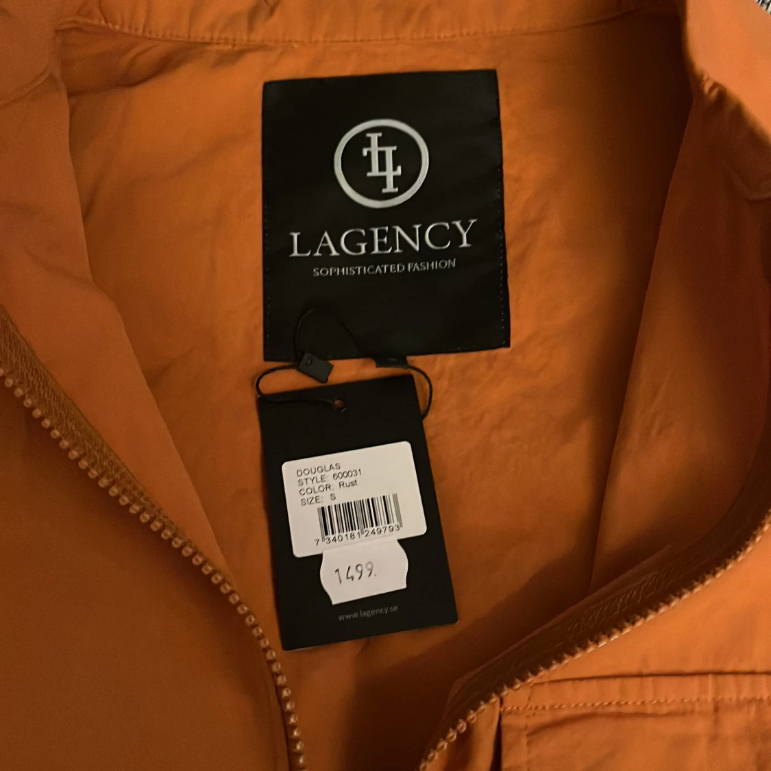 Orange jacka från LAGENCY! - 4