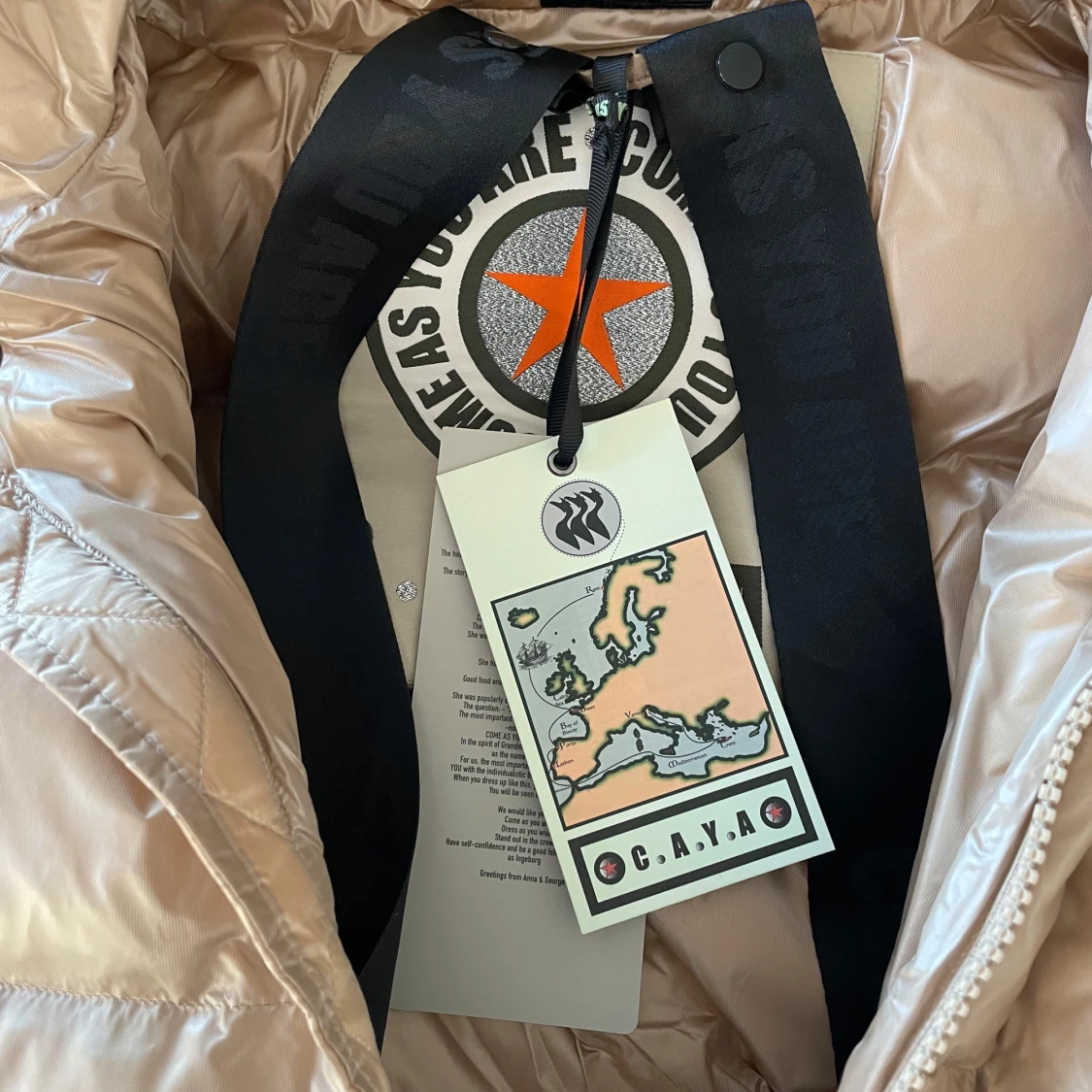 Jacka Ginny Short från C.A.Y.A - oanvänd  - 2