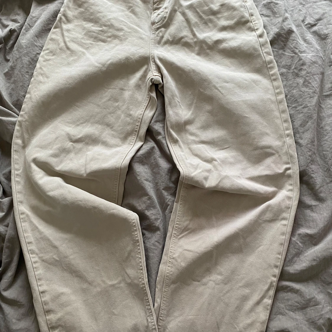 Beige jeans