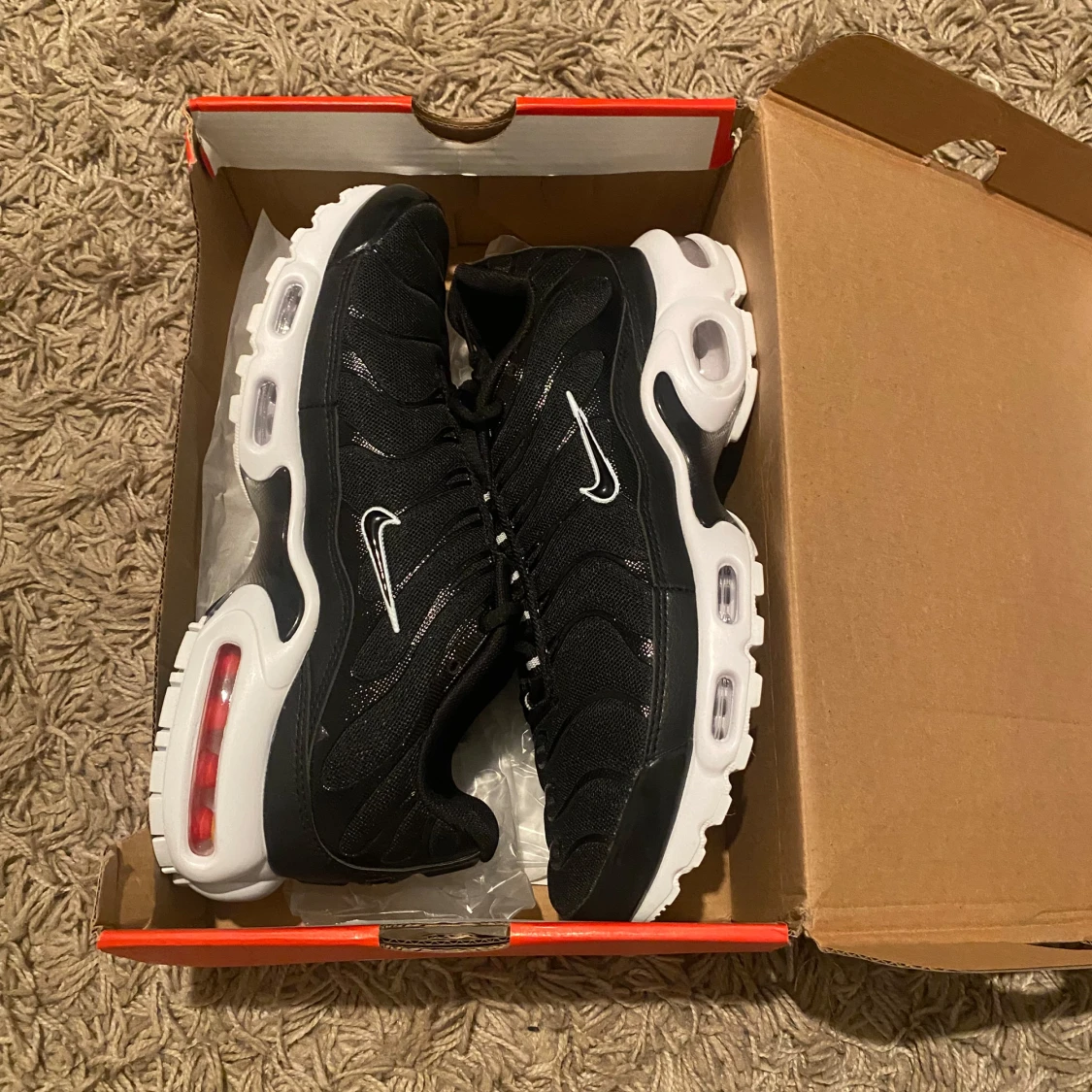 Nike Air Max Plus svarta sneakers - 3
