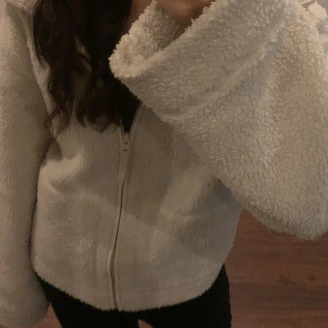 Beige teddyjacka med dragkedja - 1