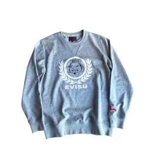 Evisu tröja - Najs ganska rare 🤗 storlek L sitter lite mindre. Skriv om du har frågor