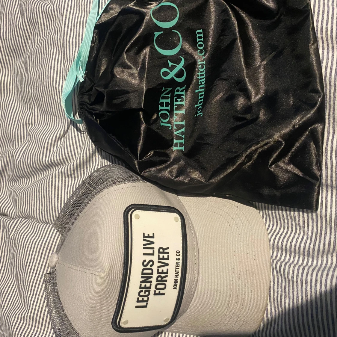 Grå keps från John Hatter & Co - 1