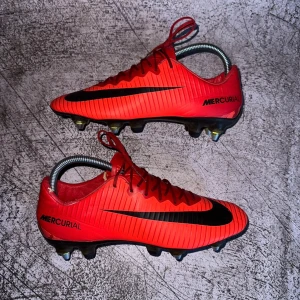 Nike Mercurial vapor XI elite sg - 7/10 condition, I’m Dutch so please all questions and offers in English. Payment can go through PayPal.