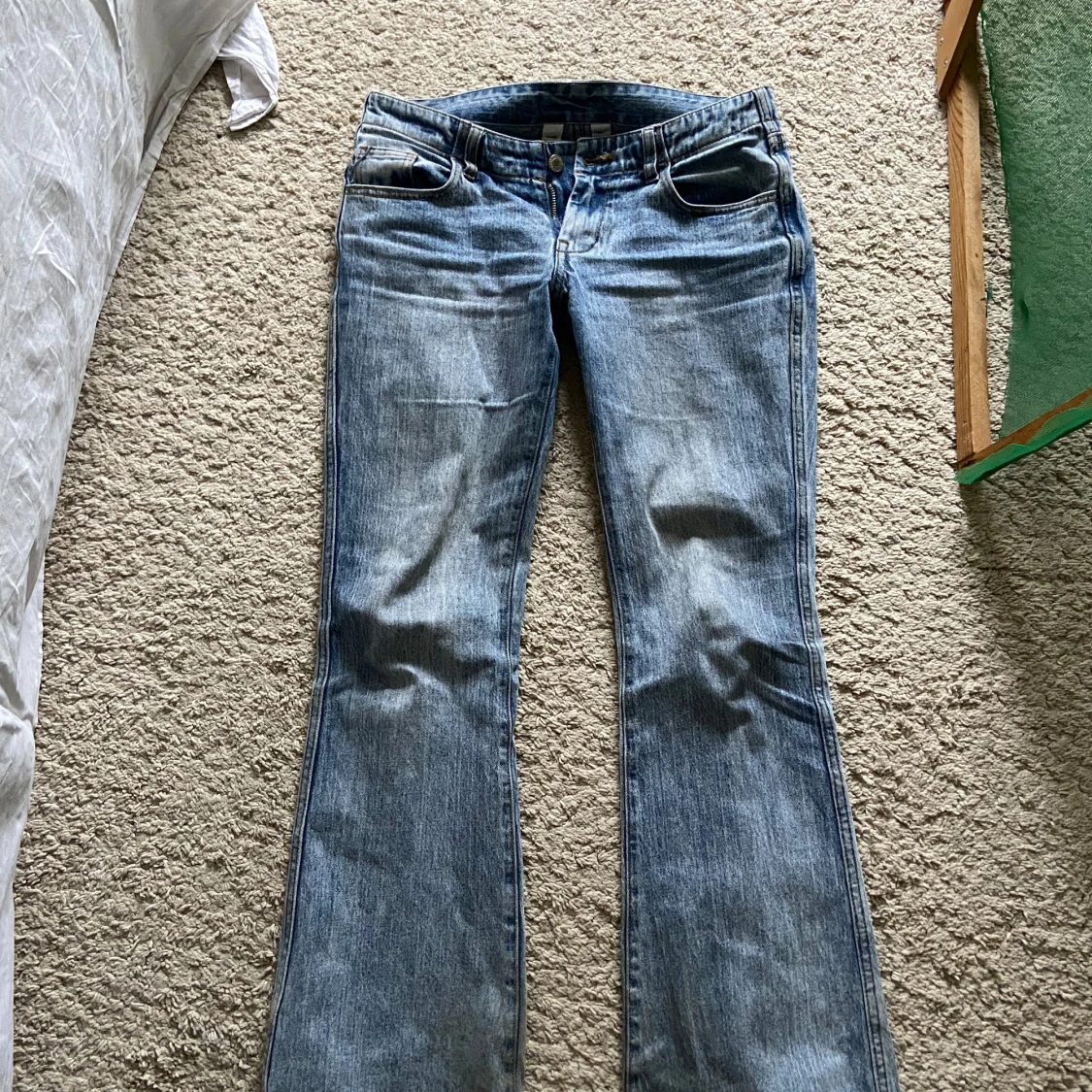 Blå bootcut jeans - 2