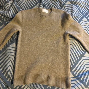 Olivie stickad tröja merino  - Bra skick använt 2-3 gånger S/Xs