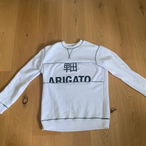 Axel arigato sweatshirt - Axel arigato sweatshirt storlek Xs men passar även S. 