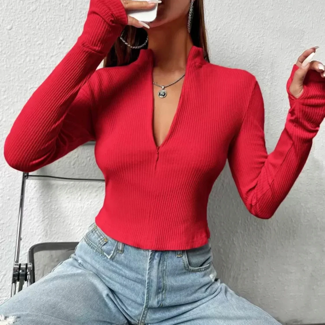 Röd ribbad croppad långärmad topp