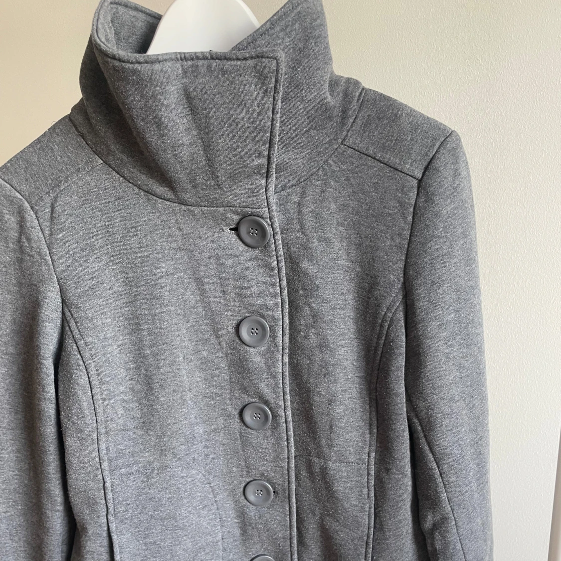 Grå kort höst kappa - 1