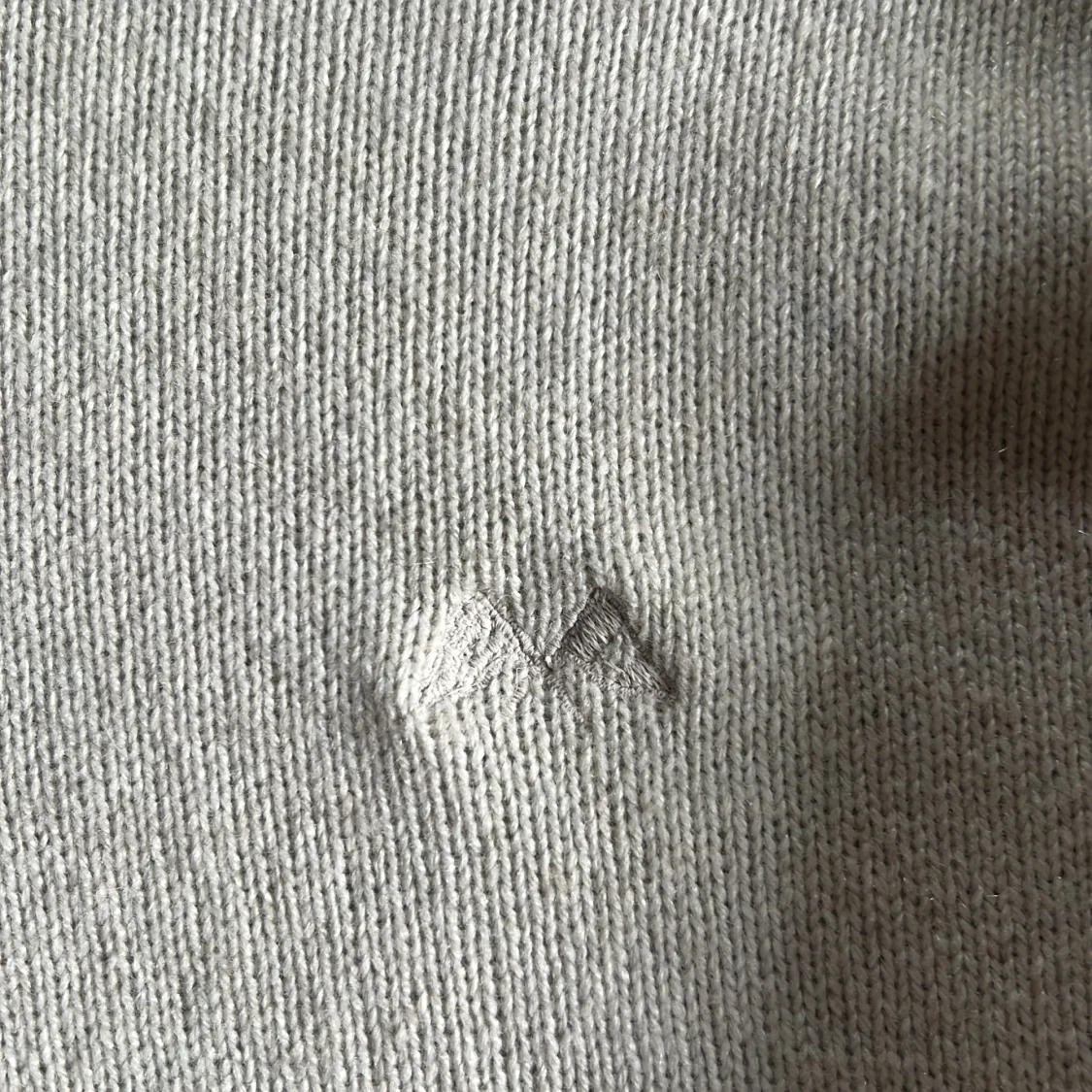 Vit stickad tröja från JLindbergh - 2