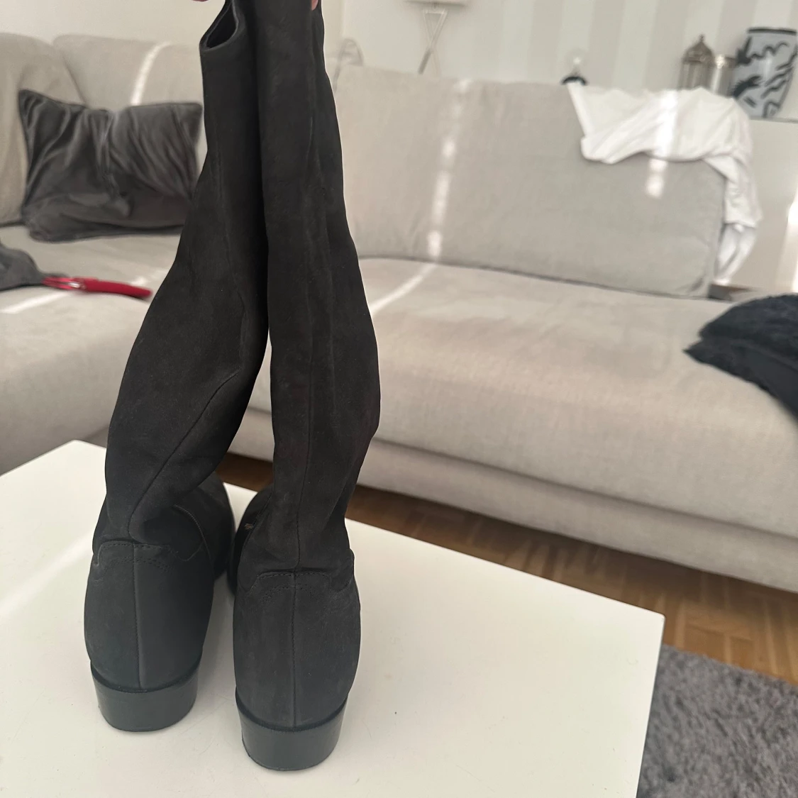 Svarta mockastövlar storlek 38 - 2