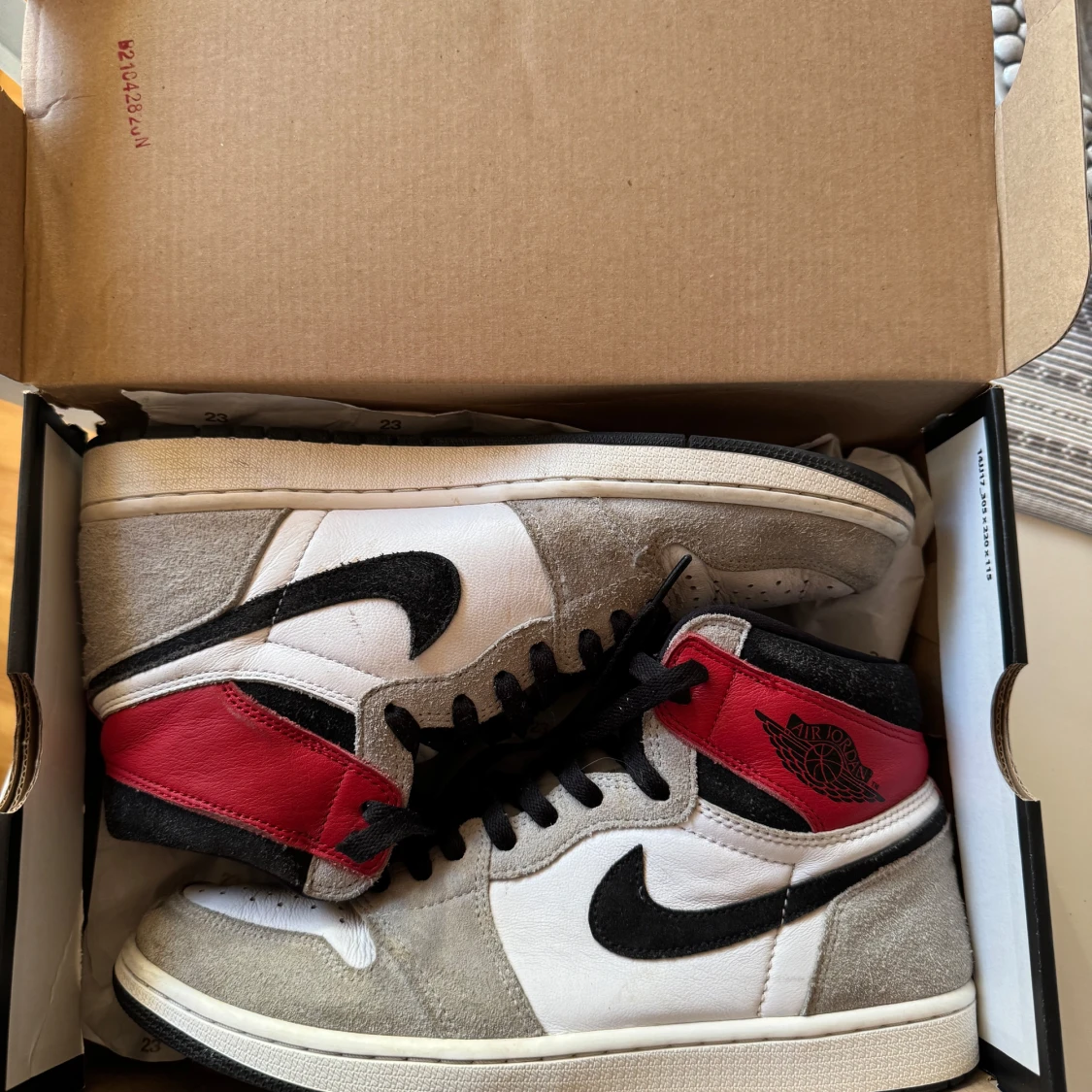 Nike Air Jordan 1 High ”Light smoke grey” - 1