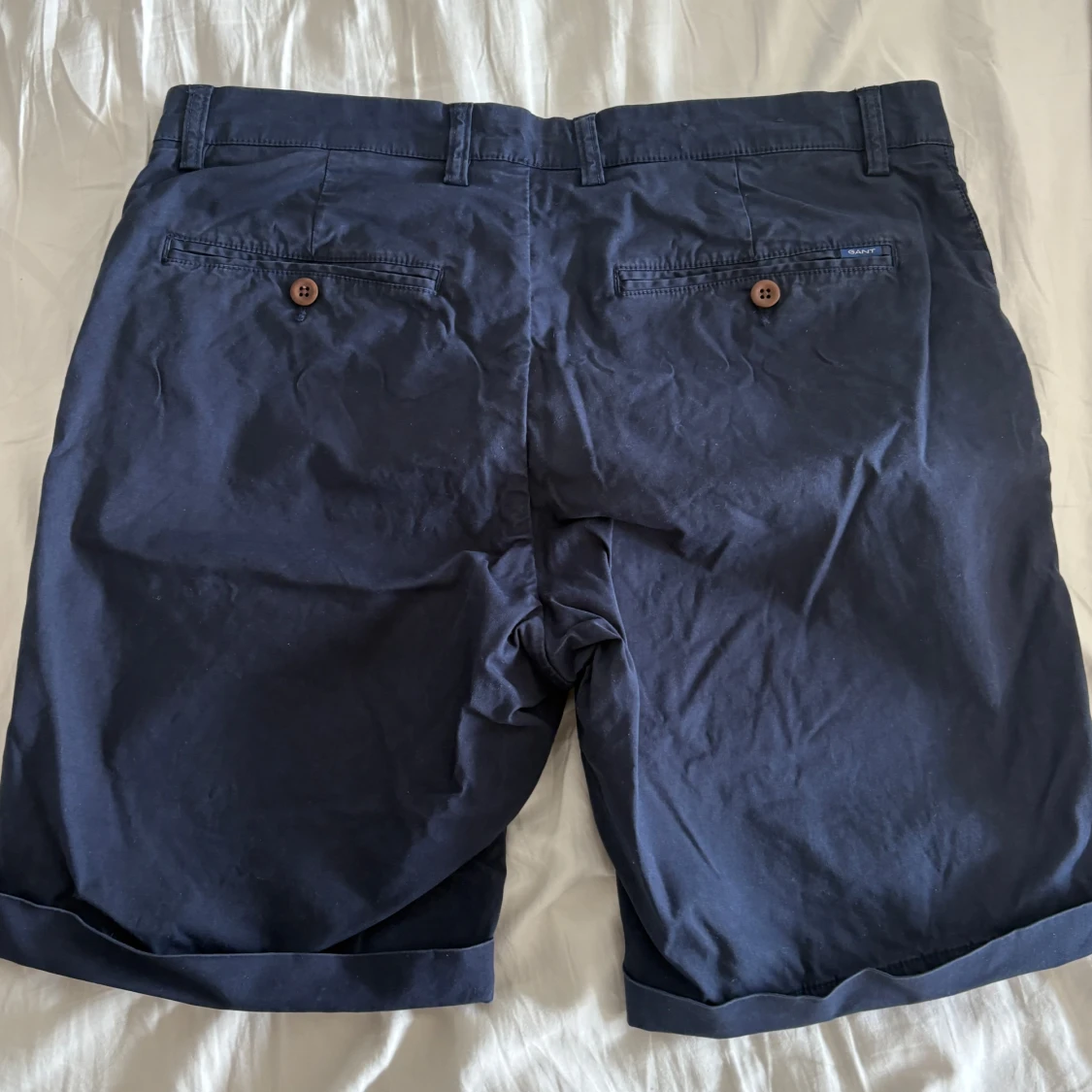 Mörkblå shorts från Gant - 1