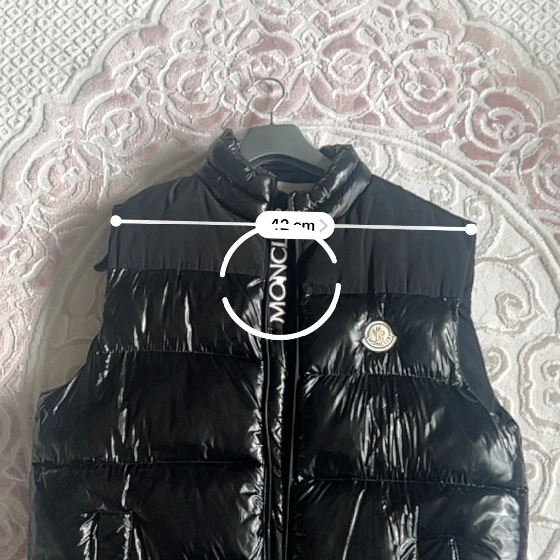 Svart dunväst från Moncler - 1