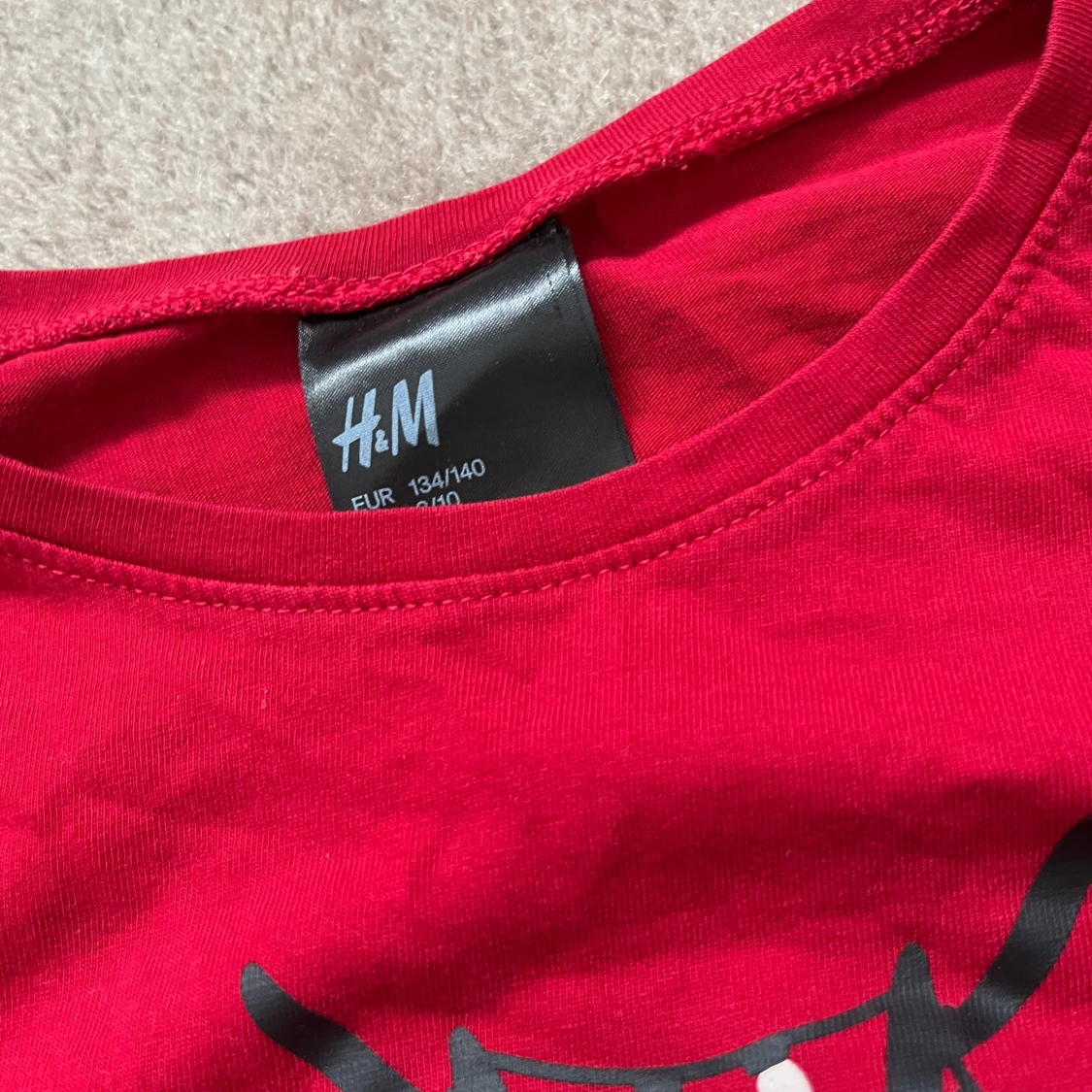 Röd långärmad tröja  - 4