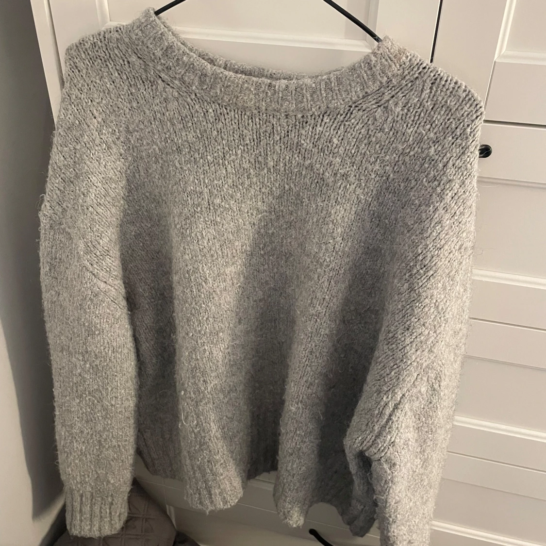 Grå stickad tröja från Zara - 1