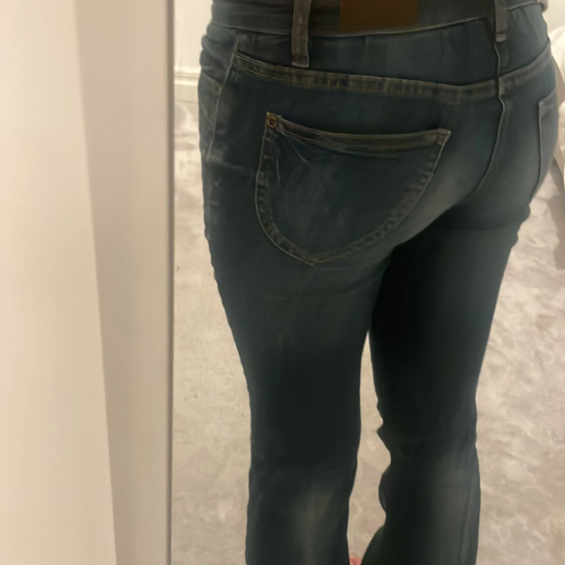 Mörkblå bootcut jeans - 2