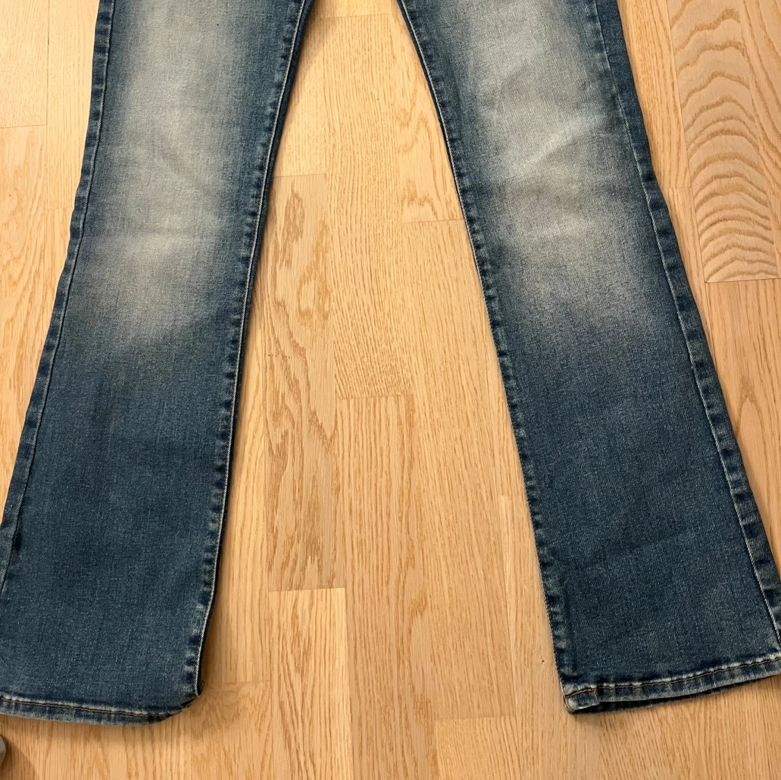 Blå bootcut jeans från LTB - 2