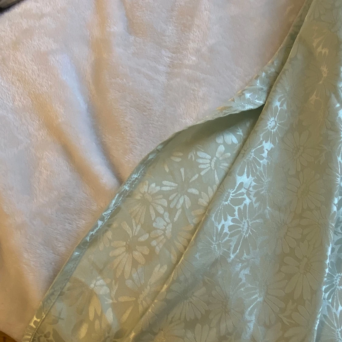 Ljusgrön blommig kjol från BikBok - 3