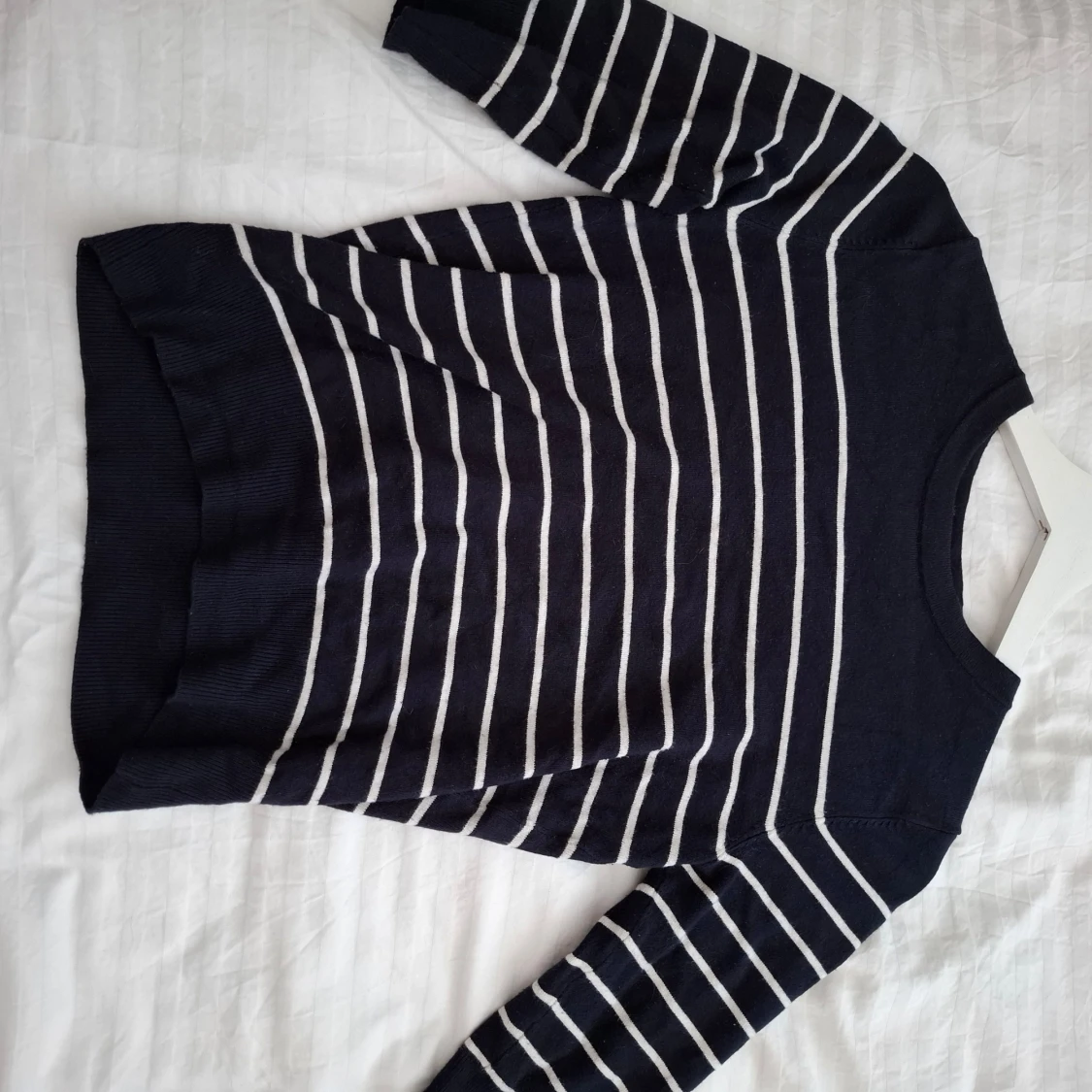 Marinblå randig tröja från Zara