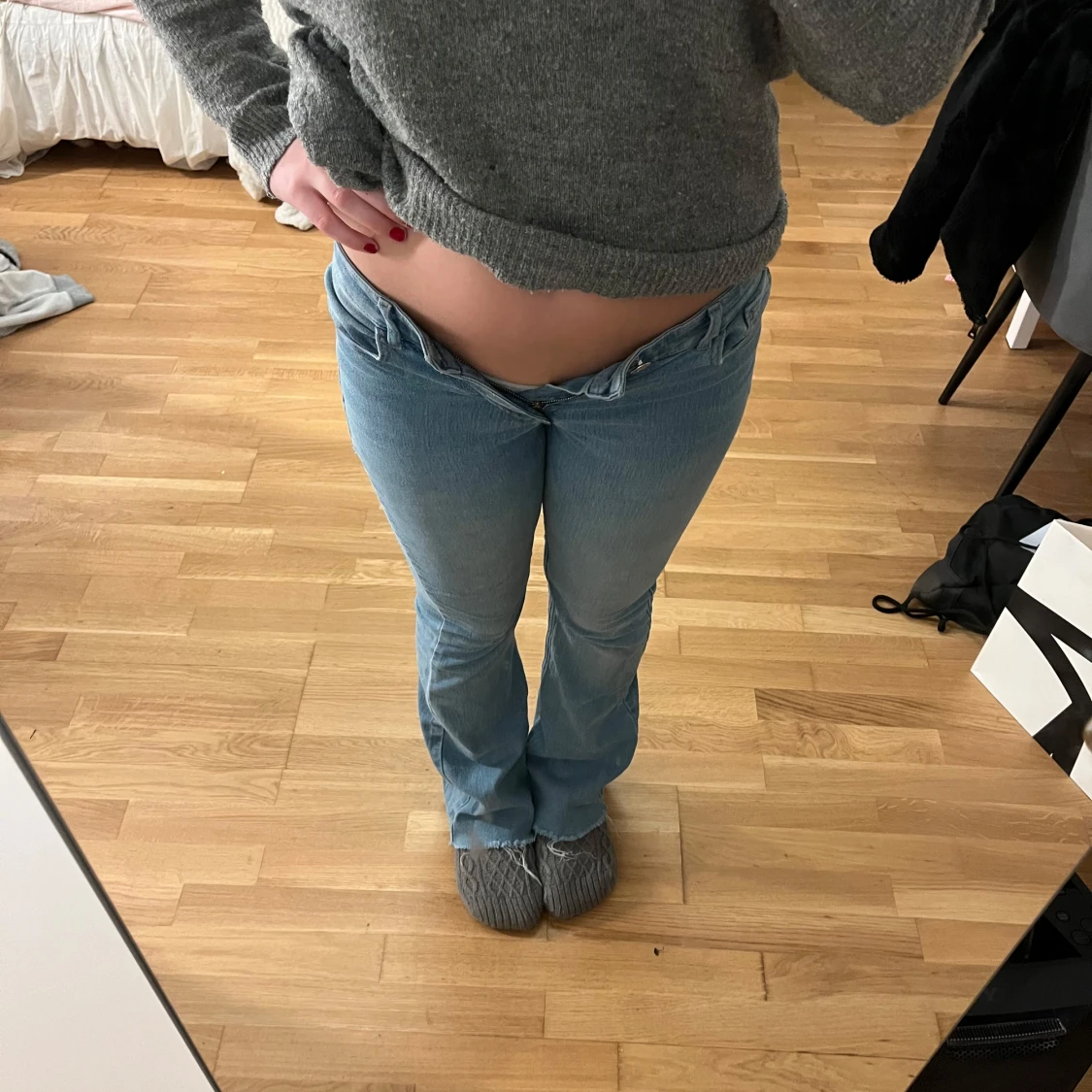 Ljusblå bootcut jeans