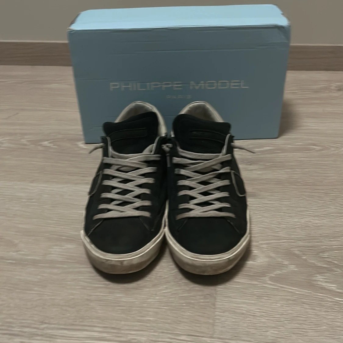 sneakers från Philippe Model - 2