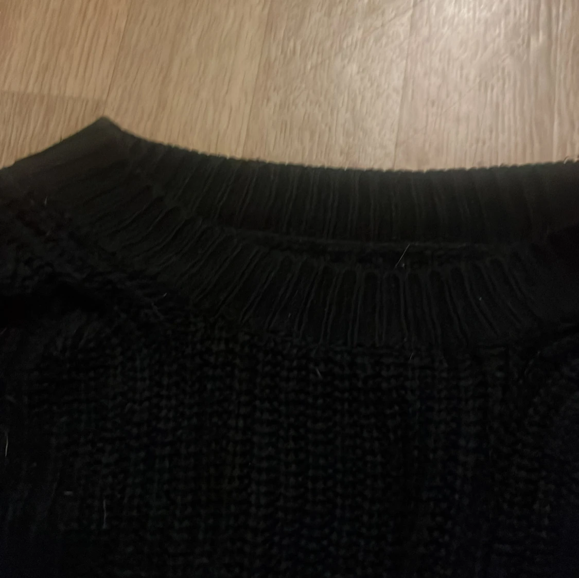 Stickad magtröja - 2