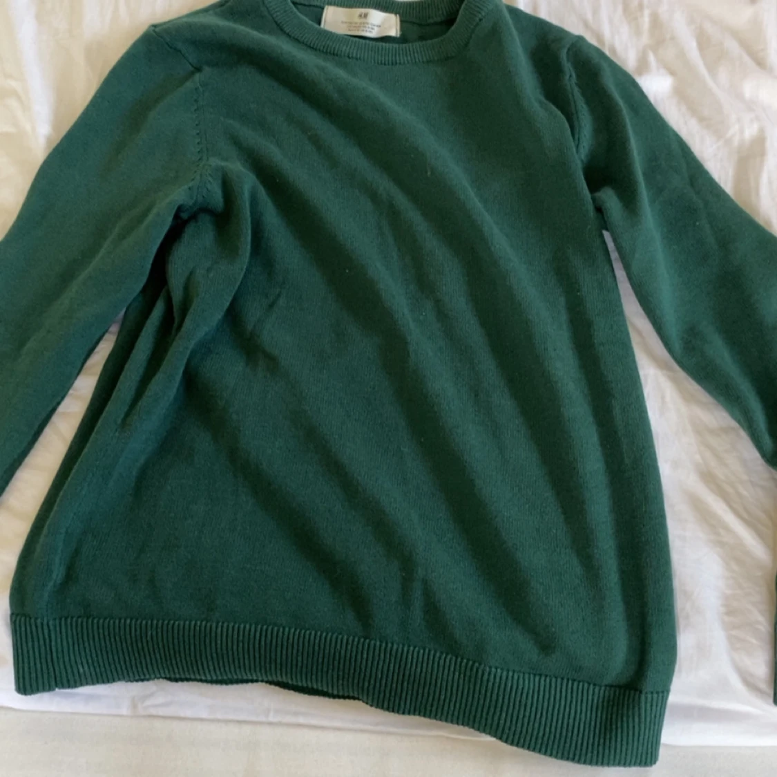 Grön stickad tröja - 1