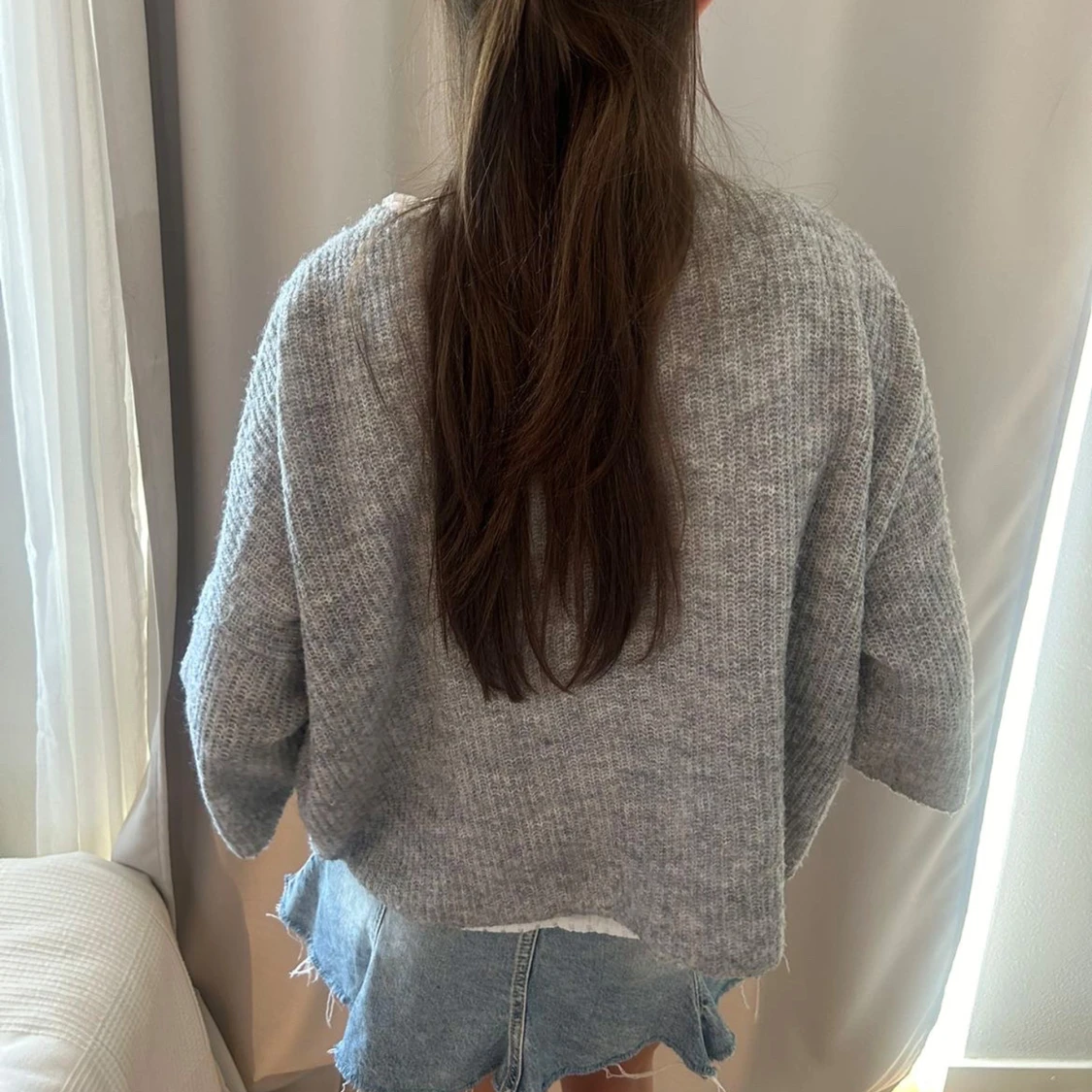 Grå loose stickad tröja - 1