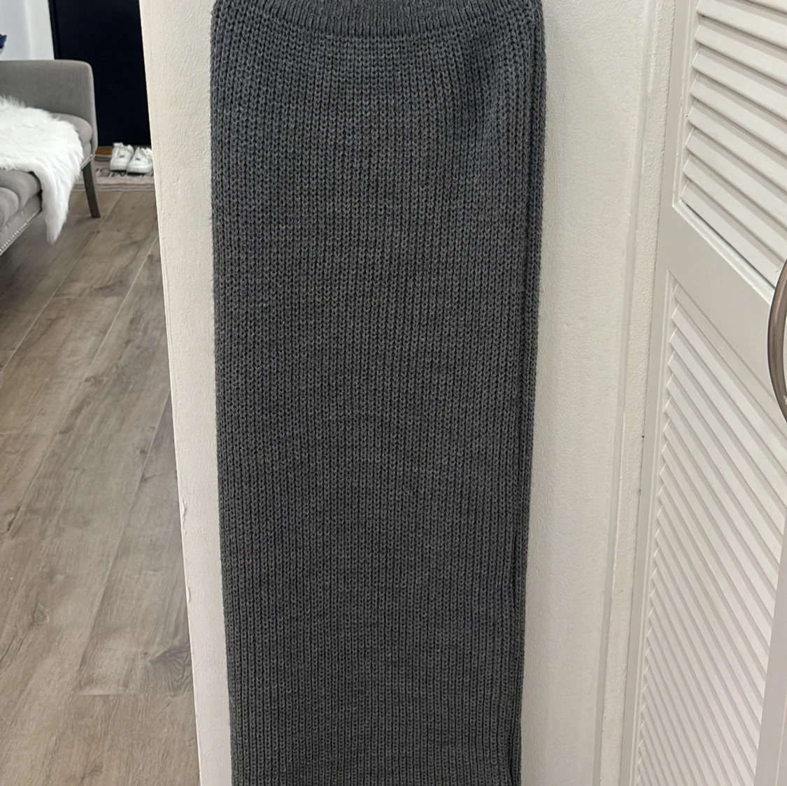 Grått Kjol Vinter Set - S/M - Trendigt & Varmt!  - 2