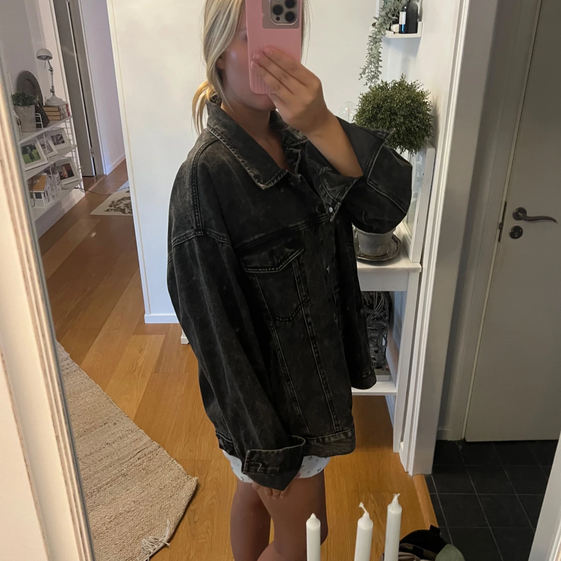 Svart oversized jeansjacka  - 1