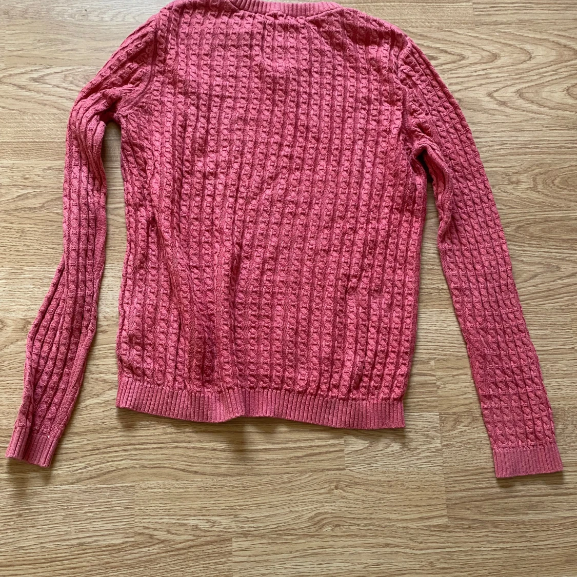 Rosa stickad tröja från Lexington - 1