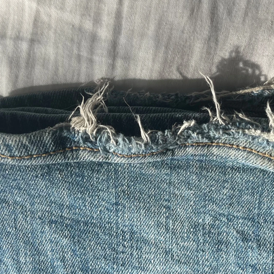 Lågmidjade bootcut jeans från Bershka  - 4
