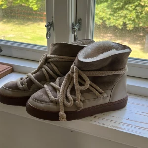 Beige och bruna boots från Inuikii - Världens finaste Inuikki, sparsamt använda!!