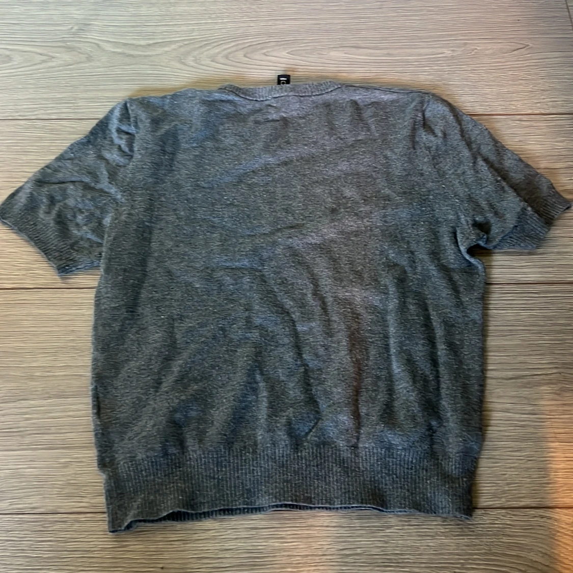 Grå kortärmad tröja från H&M Divided - 1