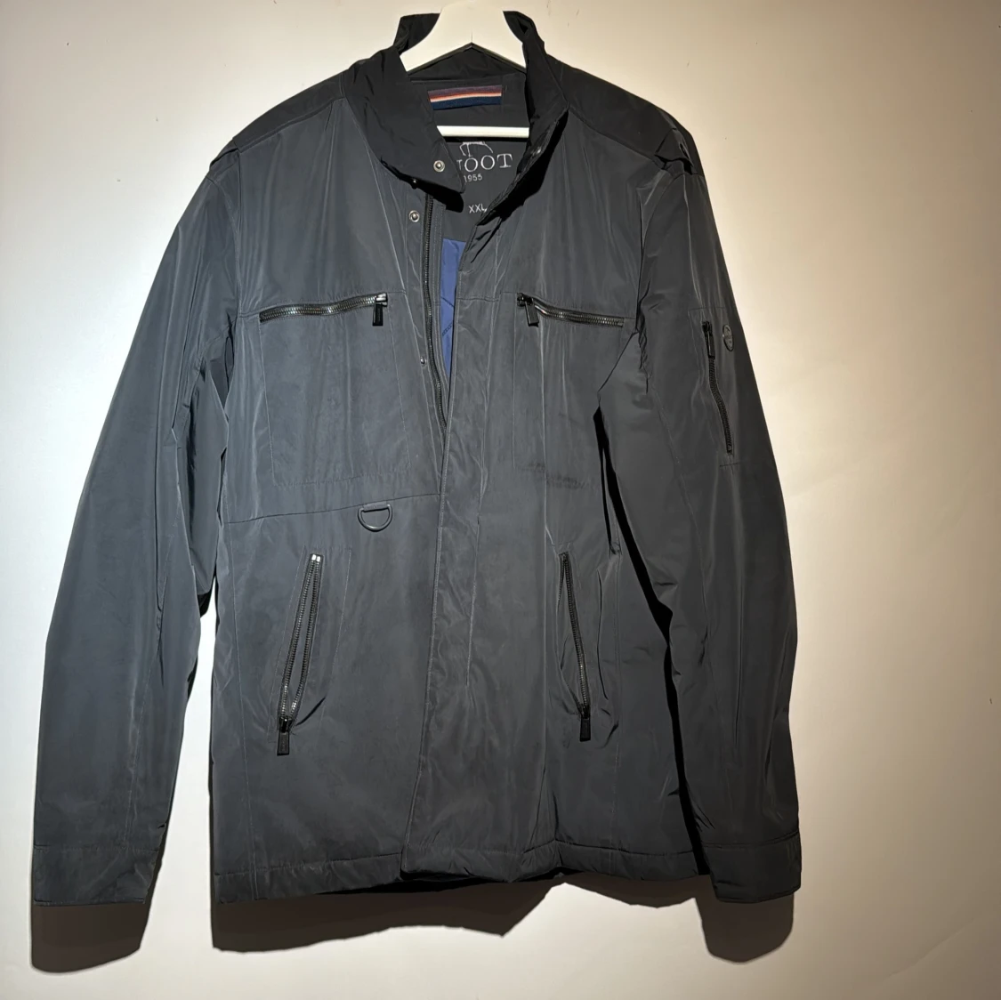 Mörkblå jacka från snoot