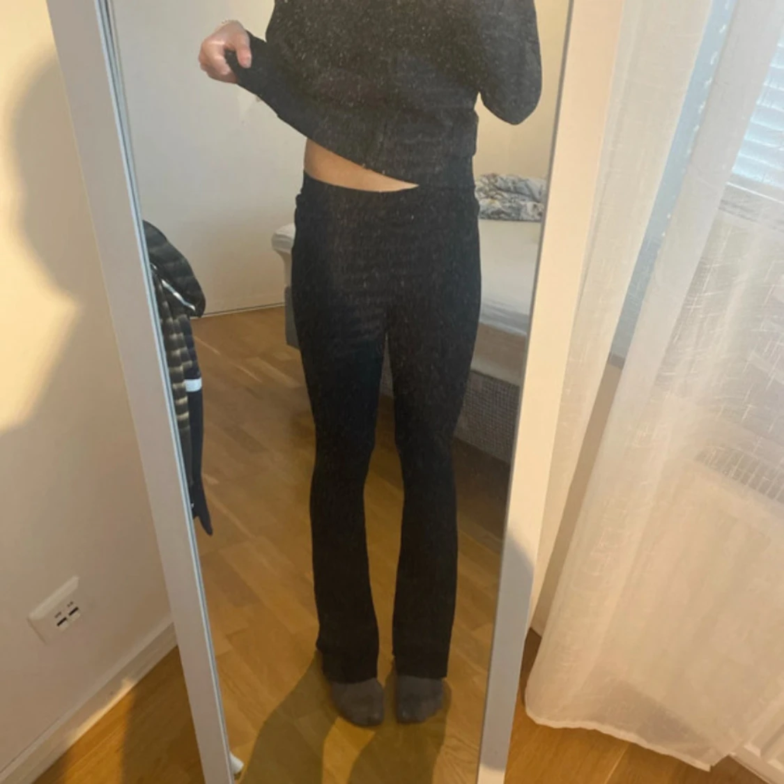 Svarta ribbade byxor - 1