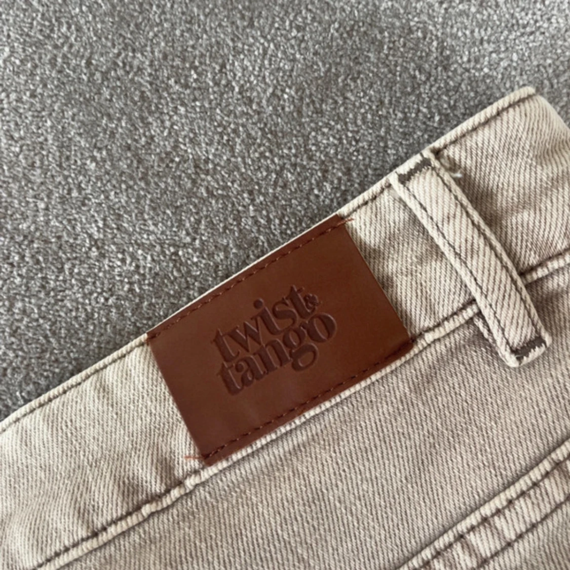 Beige jeans från Twist & Tango - 2