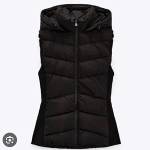 VILL BYTA FRÅN S TILL M - Har en jätte fin nästan oanvänd Zara väst i S och vill bytta till en i M hör gärna av er