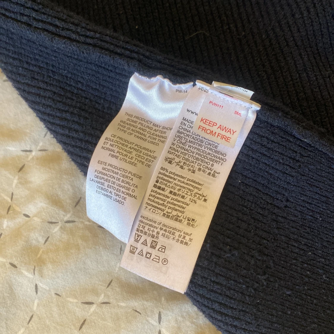 Mörkblå tröja från Tommy Hilfiger - 3