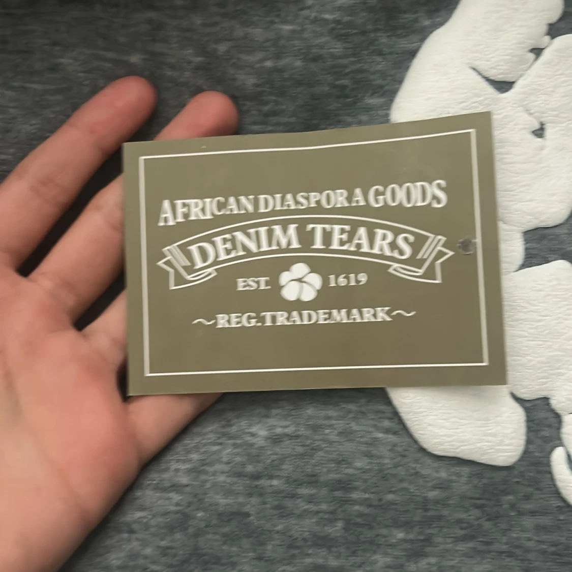 Grå denim tears tröja  - 2