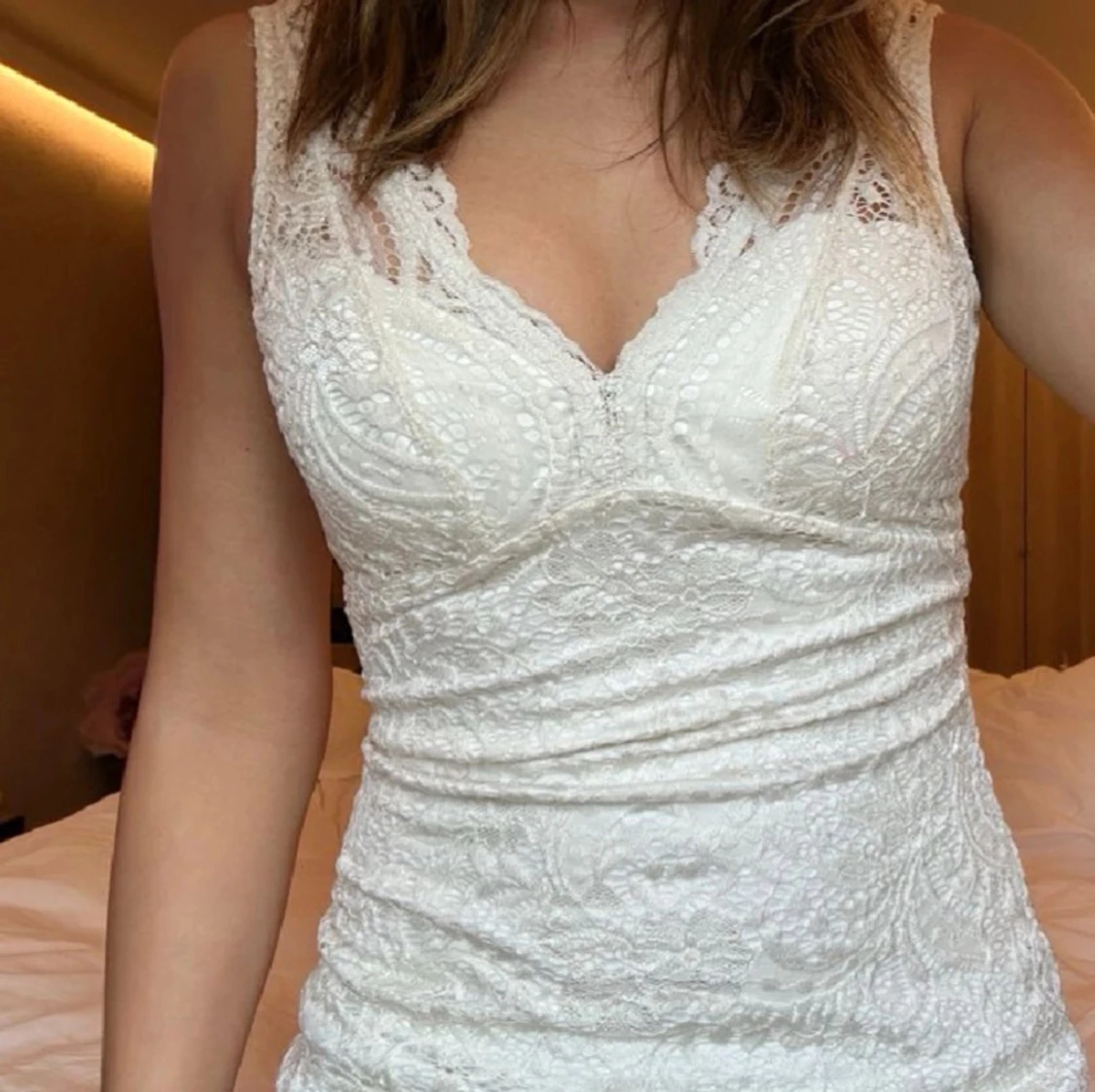 Vit spetsklänning/studentklänning