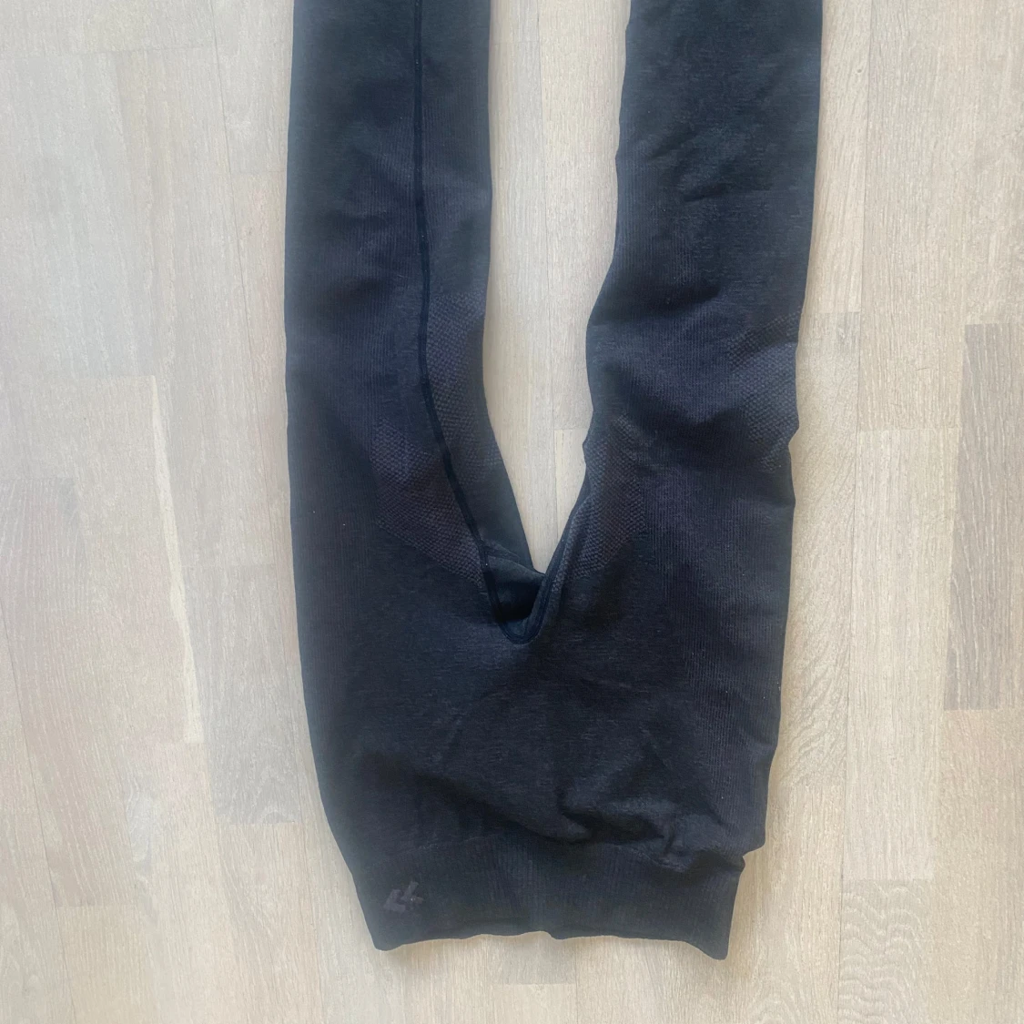 Svarta träningstights från lager 157