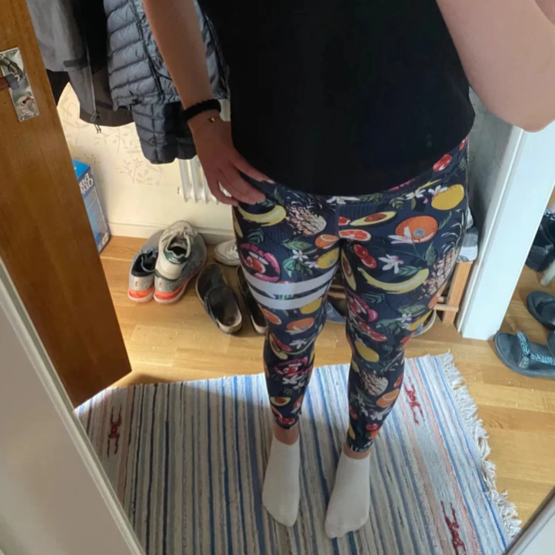 Färgglada träningsbyxor från Stronger - 2