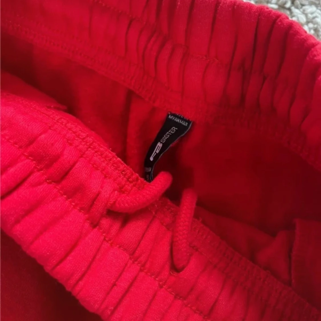 Röda mjukisbyxor från FB Sister - 4