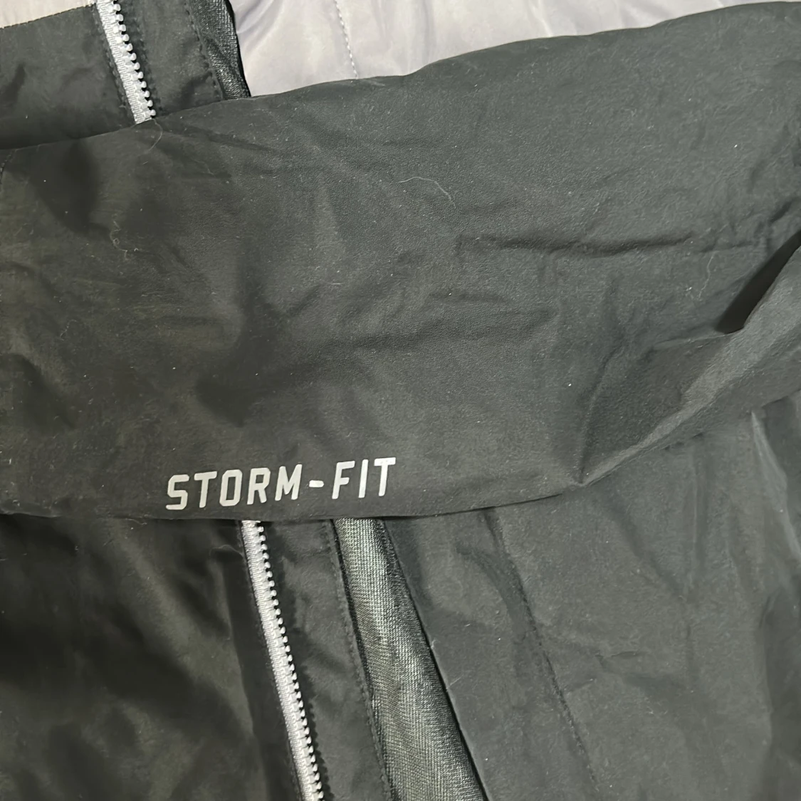 Nike storm-fit  regnjacka  - 4