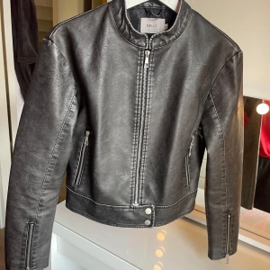 Nelly Pu jacket - Helt oanvänd, nyskick