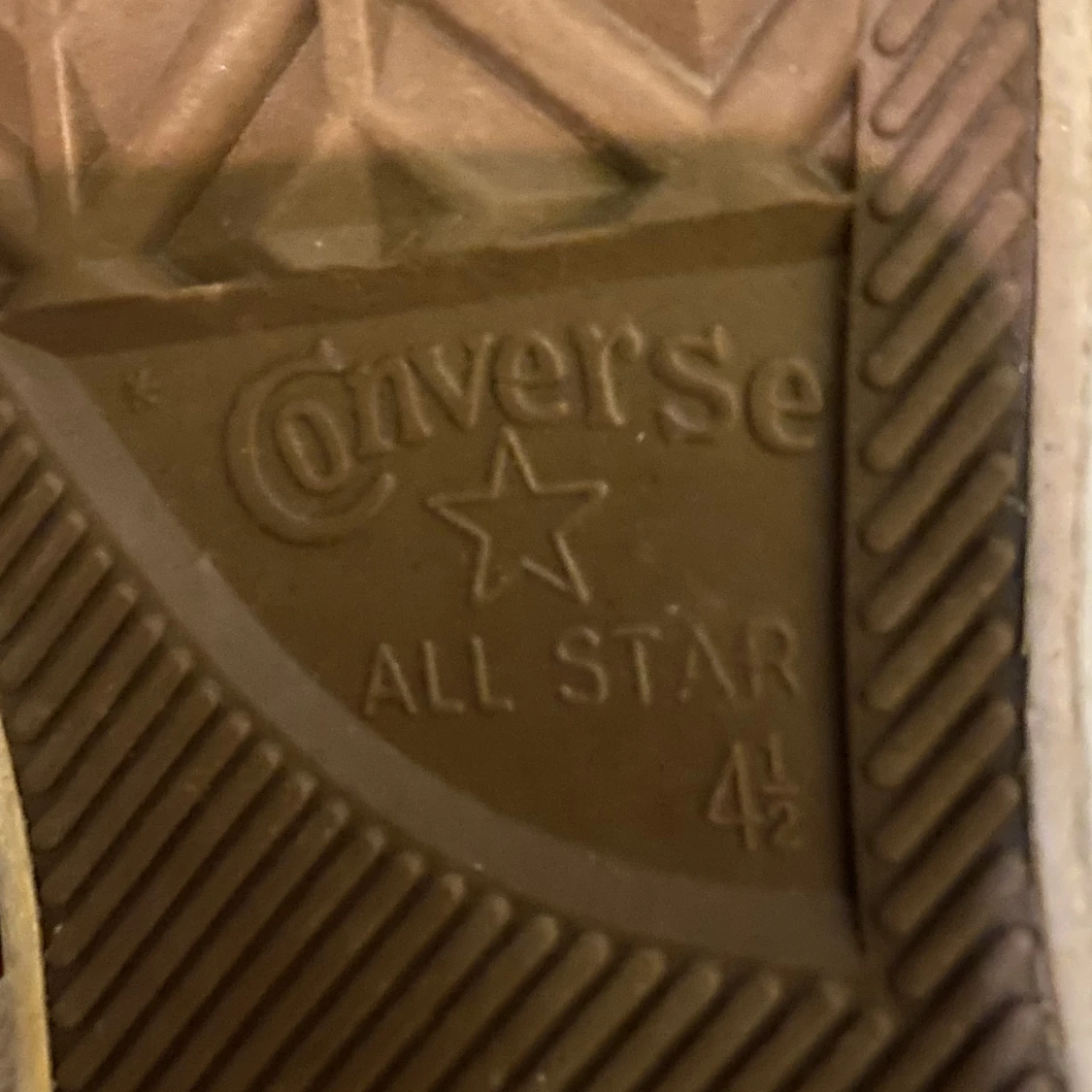 Röda Converse  - 91