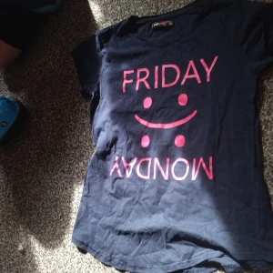 T-skirt  - Blå söt vanlig t-skirt 