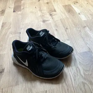 Nike Free 5.0 i storlek 38,5